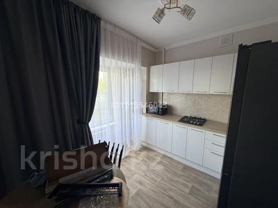 1-комнатная квартира · 40 м² · 2/5 этаж, 10 лет независимости — Окна выходят на базар Базар , больница сеным за 200 000 ₸ в Каскелене
