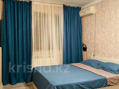 1-комнатная квартира · 52 м² · 4/4 этаж, Байтурсынова 7 — Тауке хана за 11 000 〒 в Шымкенте, Аль-Фарабийский р-н