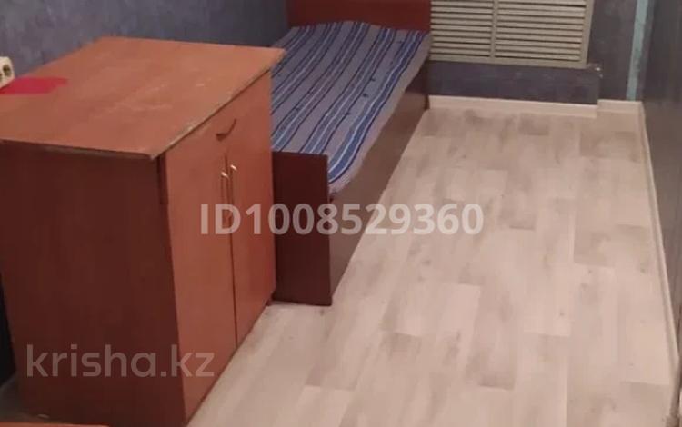 1 бөлме · 15 м², Абая 14, бағасы: 145 000 ₸ в Усть-Каменогорске — фото 2