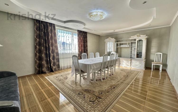 Отдельный дом · 5 комнат · 230 м² · 9 сот., Жандосова 26 за 57 млн 〒 в Жалпаксае — фото 2