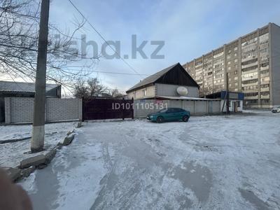 Отдельный дом · 6 комнат · 200 м² · 10 сот., Рыскулова 8а — Цем пос за 70 млн ₸ в Семее, Красный Кордон