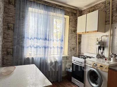 2-бөлмелі пәтер · 45.4 м² · 2/5 қабат, мкр. Акбулак 11, бағасы: 11 млн ₸ в Таразе