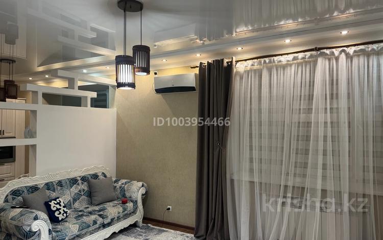 3-бөлмелі пәтер · 98 м² · 7/8 қабат, мкр. Алтын орда, А Молдагуловой, бағасы: 38.5 млн ₸ в Актобе — фото 16