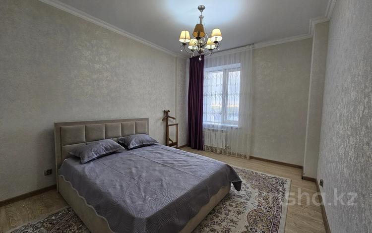 3-комнатная квартира · 120 м² · 5/7 этаж, Кабанбай батыра 7 за 400 000 ₸ в Астане, Нура р-н — фото 2