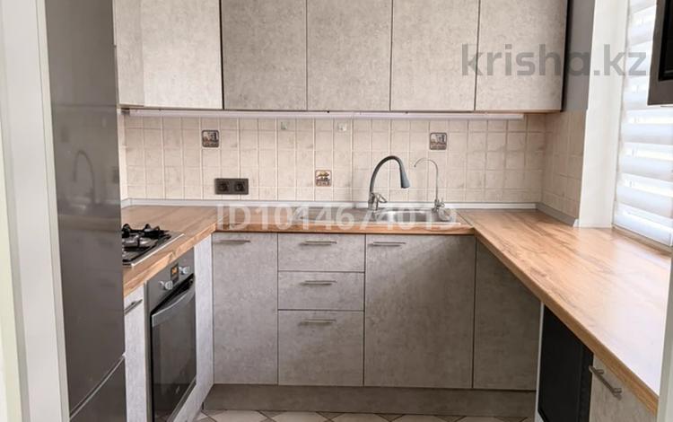 3-комнатная квартира · 59 м² · 4/4 этаж, мкр Самал-3, Хаджи Мукана 6 — ГБ #5, гостиница Премьер Алатау за 450 000 ₸ в Алматы, Медеуский р-н — фото 2