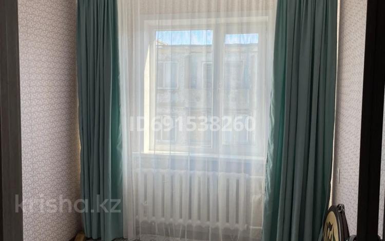 3-комнатная квартира, 48 м², 5/5 этаж, Абая 64 за 14 млн 〒 в Сатпаев — фото 2