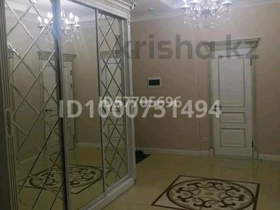 4-комнатная квартира · 186 м² · 16/17 этаж, Кунаева за 105 млн 〒 в Шымкенте, Аль-Фарабийский р-н