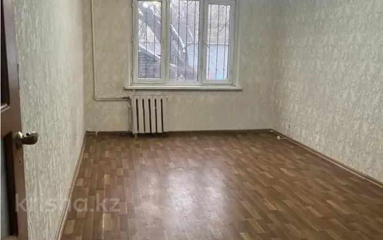 2-бөлмелі пәтер · 50 м² · 2/5 қабат, мкр Аксай-4, бағасы: 34 млн ₸ в Алматы, Ауэзовский р-н — фото 4
