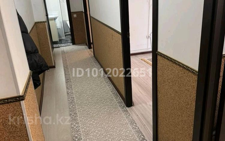 2-комнатная квартира · 60 м² · 3/6 этаж, мкр Нурсая, Нурсая 48 дом 23 за 160 000 ₸ в Атырау — фото 2