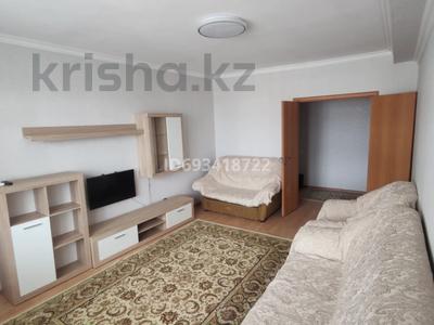 1-бөлмелі пәтер, 45 м², 5/5 қабат ай сайын, Мкр. Болашак 38, бағасы: 120 000 〒 в Талдыкоргане, мкр Болашак