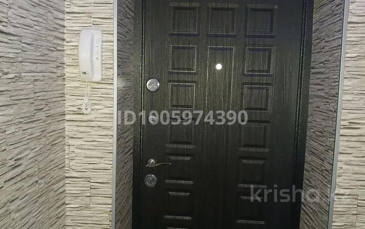 2-бөлмелі пәтер · 42.3 м² · 3/5 қабат, Яссауи 98/52, бағасы: 10.7 млн ₸ в Кентау — фото 2