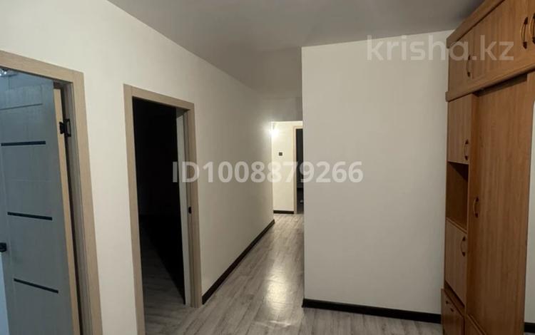 3-бөлмелі пәтер · 75 м² · 6/12 қабат, мкр Жилгородок, Тургенева — Тургенева, бағасы: 20 млн 〒 в Актобе — фото 2