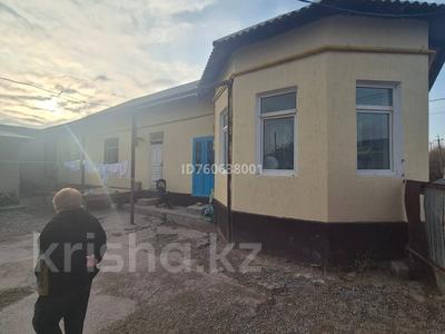 Жеке үй · 18 бөлме · 500 м² · 8 жүзд., Теректи 56 — Камунизим Бекжан базар Карасу Теректи килысы, бағасы: 29 млн ₸ в Шымкенте