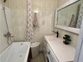 4-комнатная квартира · 79 м² · 3/9 этаж, Майкудук, мкр Голубые пруды за 28.5 млн 〒 в Караганде, Алихана Бокейханова р-н — фото 7