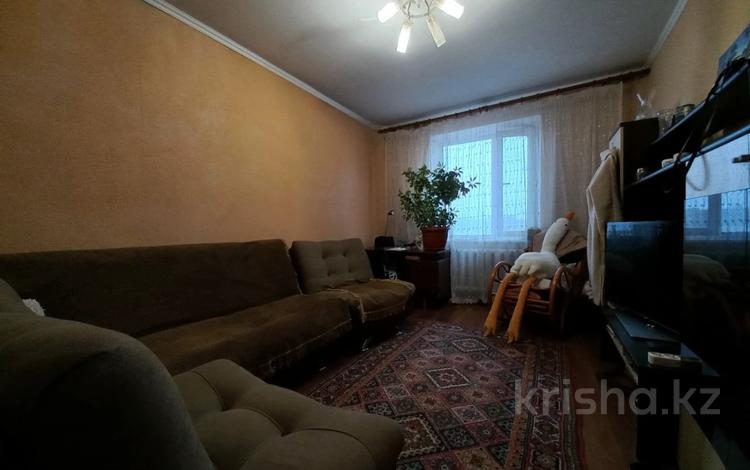 3-бөлмелі пәтер, 68 м², 9/9 қабат, пр. Металлургов, бағасы: 15 млн 〒 в Темиртау — фото 4