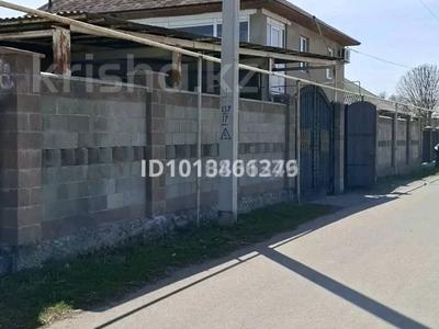 Отдельный дом · 12 комнат · 275 м² · 10 сот., Жанаталап 20а — Улица.Алдияр 20а за 50 млн ₸ в Алатау