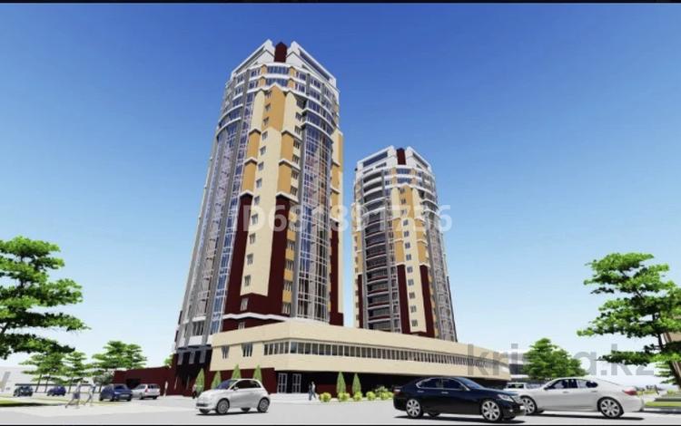 3-комнатная квартира · 81 м² · 8/19 этаж, К.Дүйсембекова 83/1 за 50 млн ₸ в Караганде — фото 2
