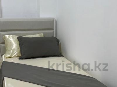 3-комнатная квартира · 90 м² · 7/7 этаж, Шымкент тас жолы 8/2 — Туран молл за 15 000 〒 в Туркестане