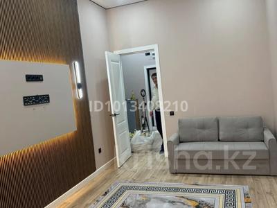 2-комнатная квартира · 70 м² · 9/12 этаж, 17-й мкр 114 за 15 000 ₸ в Актау