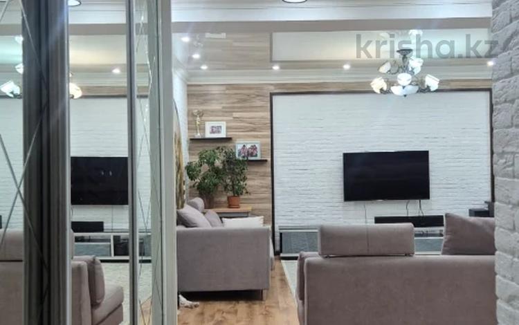 3-бөлмелі пәтер · 116.4 м² · 2/5 қабат, мкр Думан-2 21, бағасы: 67 млн ₸ в Алматы, Медеуский р-н — фото 2