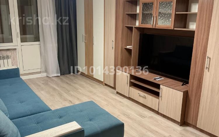 1-комнатная квартира · 33 м² · 4/4 этаж, мкр №3 31 за 230 000 ₸ в Алматы, Ауэзовский р-н — фото 10