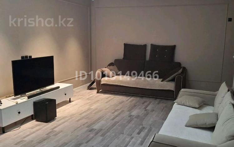 Дом · 2 комнаты · 50 м², мкр Бектобе за 10 000 〒 в Таразе — фото 2