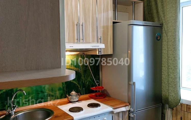 1-комнатная квартира · 30.4 м² · 5/5 этаж, Независимости 44 — Рядом ТЦ "Фараон", 2 школа за 7 млн 〒 в Риддере — фото 2