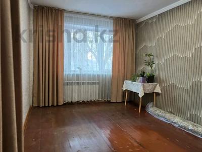 2-комнатная квартира · 43 м² · 1/5 этаж, 40 Квартал за 15.5 млн 〒 в Семее