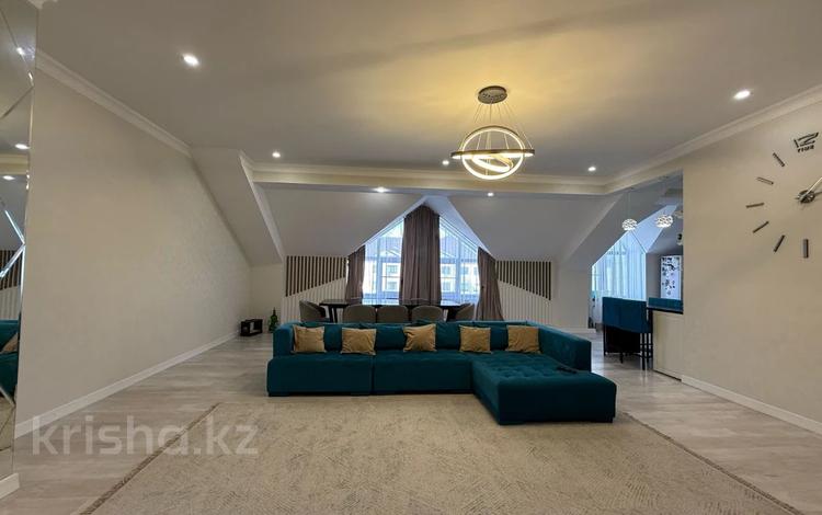 4-комнатная квартира · 165 м² · 5/5 этаж, Дружбы народов 2 за 55 млн ₸ в Усть-Каменогорске — фото 2