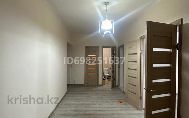 2-комнатная квартира, 80 м², 7/9 этаж помесячно, Нур Актобе 10