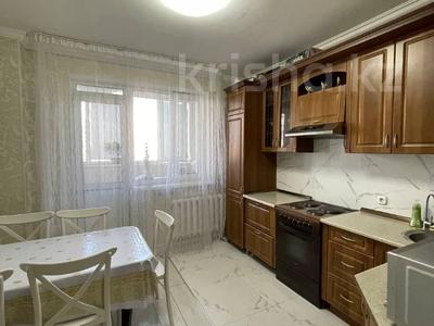 3-бөлмелі пәтер, 91 м², 8/13 қабат, Чингиза Айтматова 36, бағасы: 35 млн 〒 в Астане, Есильский р-н