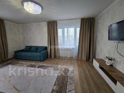 3-комнатная квартира · 70 м² · 5/5 этаж, мкр 5, Есет Батыра 152 за 18 000 〒 в Актобе