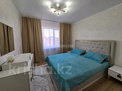 3-комнатная квартира · 70 м² · 5/5 этаж, мкр 5, Есет Батыра 152 за 18 000 〒 в Актобе