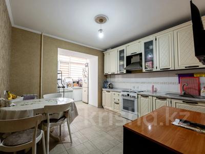 3-бөлмелі пәтер · 81.8 м² · 3/6 қабат, Александр Бараева 21, бағасы: 42.5 млн ₸ в Астане, р-н Байконур