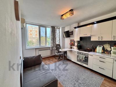 Продажа квартир в Алматы: 1-комнатная квартира · 40 м² · 4/6 этаж, мкр Аксай-4 16Б за 33 млн 〒 1-комнатная квартира · 40 м² · 4/6 этаж, мкр Аксай-4 16Б за 33 млн 〒 в Алматы, Ауэзовский р-н