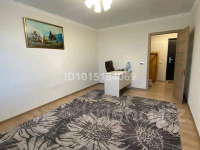 1-комнатная квартира · 42 м² · 2/9 этаж, мкр 12 за 16.5 млн ₸ в Актобе