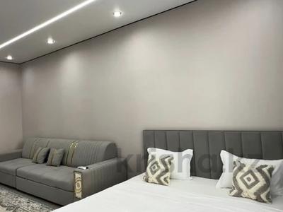 3-комнатная квартира · 85 м² · 12/18 этаж, мкр Сайран, Мкр Сайран Утеген батыра 11 д 7 за 30 000 ₸ в Алматы, Ауэзовский р-н