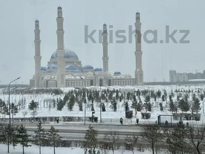 3-комнатная квартира · 121 м² · 3/16 этаж, Мангилик Ел 68 за 96 млн 〒 в Астане, Есильский р-н