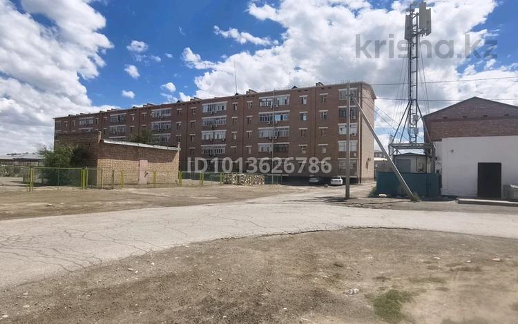 2-бөлмелі пәтер · 58 м² · 4/5 қабат, титов м.а 2 — Ер Тарғын садиктің жанындағы 5 этажка қызыл дом, бағасы: 12 млн ₸ в  — фото 2
