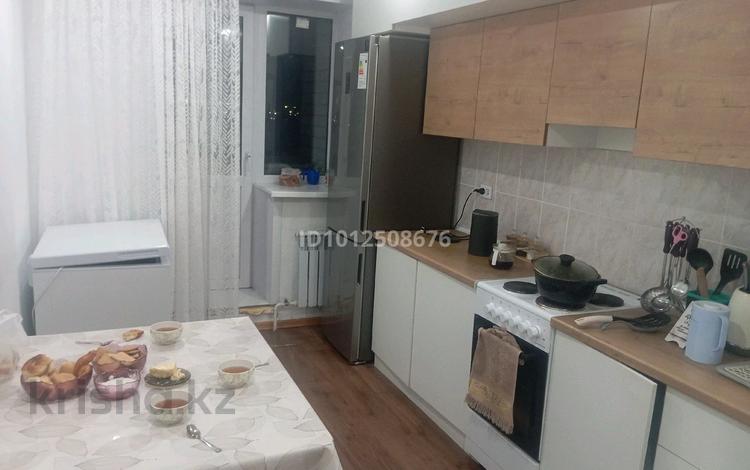 3-комнатная квартира · 72 м² · 5/5 этаж, Строителей 39 — Поликлиники за 120 000 ₸ в Аксу — фото 2