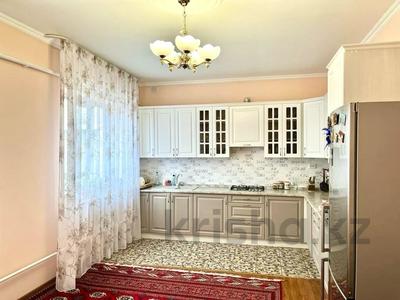 Отдельный дом • 4 комнаты • 130 м² • 15.5 сот., Тулебаева за 38.5 млн 〒 в 