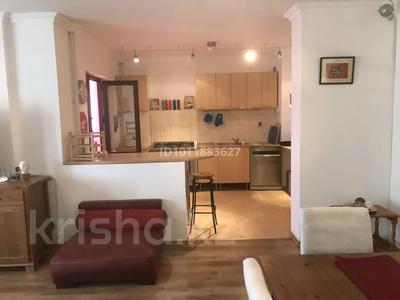 3-бөлмелі пәтер · 90 м² · 2/9 қабат, ул. Ади Шарипова 26А, бағасы: 59 млн ₸ в Атырау, мкр Жилгородок