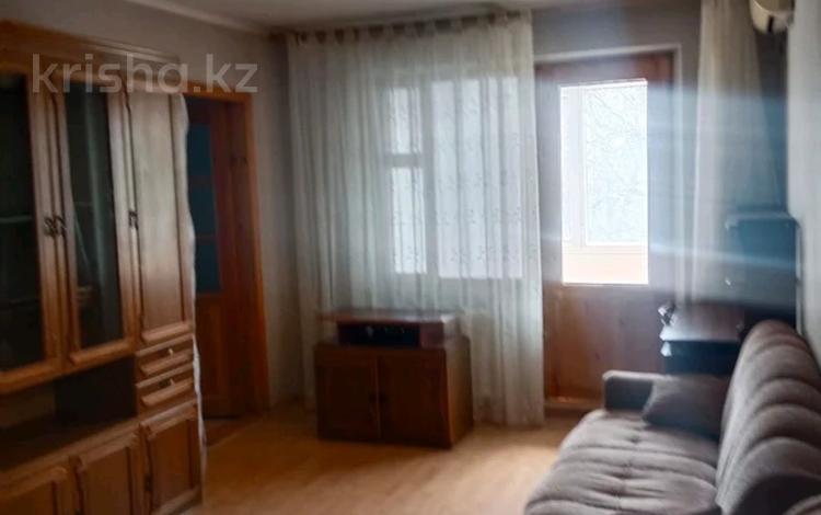 2-комнатная квартира, 41.7 м², 3/5 этаж помесячно, Назарбаева 116 — Детский мир за 100 000 〒 в Талдыкоргане — фото 2