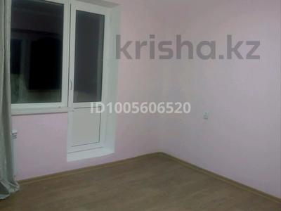 1-бөлмелі пәтер · 40 м² · 2/12 қабат, мкр Аксай-1А — Момышулы Толе би, бағасы: 210 000 ₸ в Алматы, Ауэзовский р-н