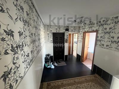 3-комнатная квартира · 67.7 м² · 9/9 этаж, мкр 11 100 за 18.5 млн 〒 в Актобе