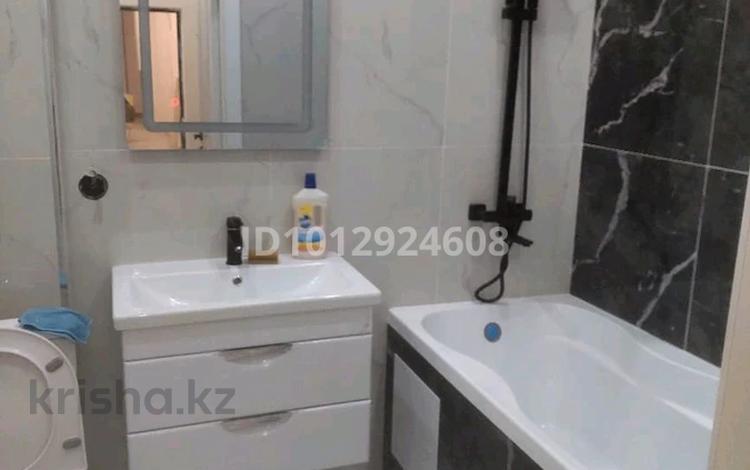3-комнатная квартира · 80 м² · 2/12 этаж, Туран 48 за 62 млн ₸ в Астане, Есильский р-н — фото 2