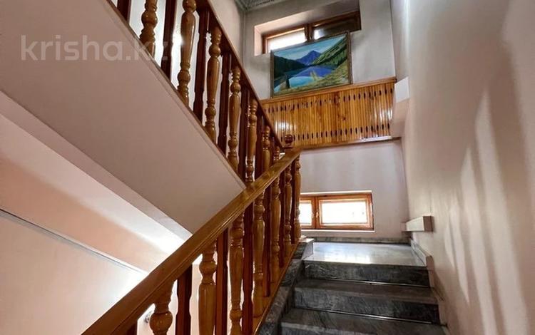 Отдельный дом · 8 комнат · 450 м² · 20 сот., мкр Баянаул 25 за 190 млн 〒 в Алматы, Ауэзовский р-н — фото 2