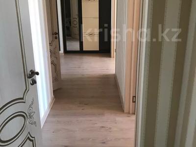 2-комнатная квартира, 81 м², 8/12 этаж помесячно, Е 246 ул за 200 000 〒 в Астане, Есильский р-н