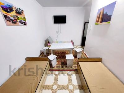 Отдельный дом · 2 комнаты · 80 м², Сейтметов 41 за 120 000 〒 в Туркестане