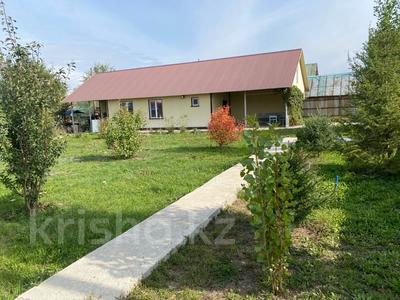Отдельный дом · 10 комнат · 200 м² · 19 сот., Игилик 17 за 37.2 млн 〒 в Ахмирово